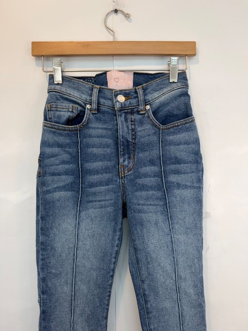 Device Women's Venus Flare Jeans Star Dark Wash Size 25 Front Pleat High Rise - Picture 3 of 9